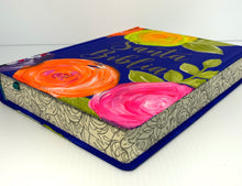 Load image into Gallery viewer, RVR 1960 Biblia de apuntes: Jardín de colores
